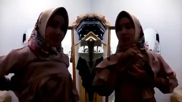 Bokep Indo di Kasur Nyaman Sampai Crot Puas Hot poster