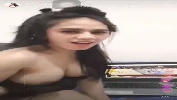 Live Instagram Promo Poker Keliatan Susu Nya poster